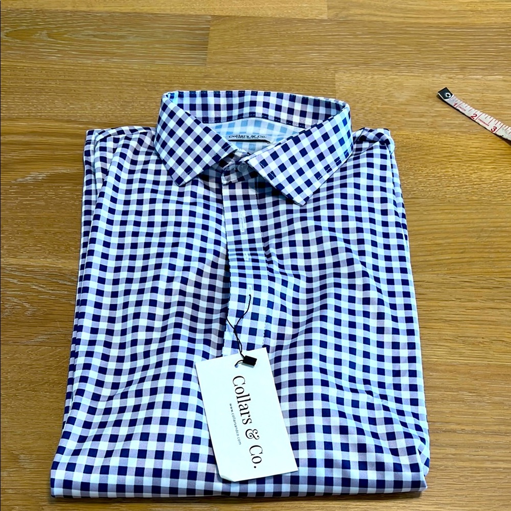 NEW collars &Co Blue/purple/white Checkered Men's polo Shirt size Large-Relaxed